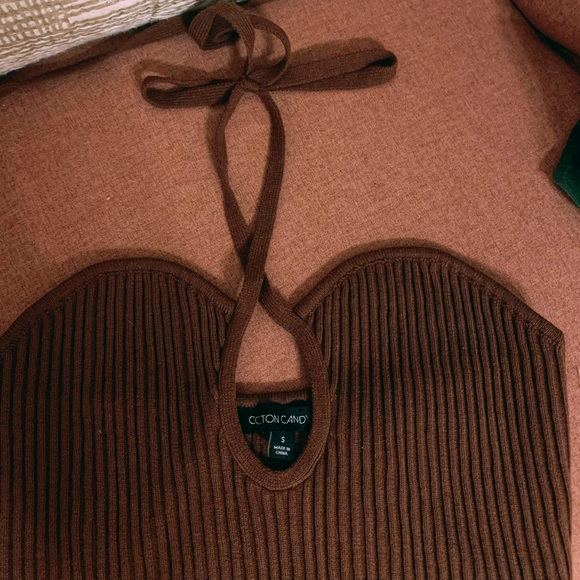 Ribbed halter top! NWOT - Picture 3 of 3